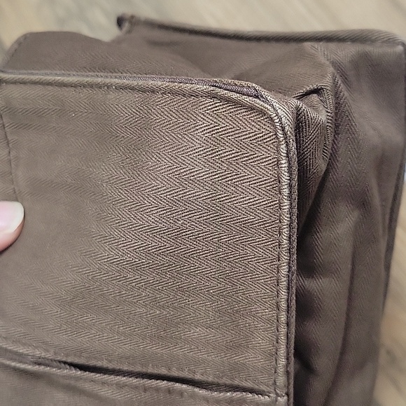 Pouchee Brown Purse Organizer - Picture 13 of 15